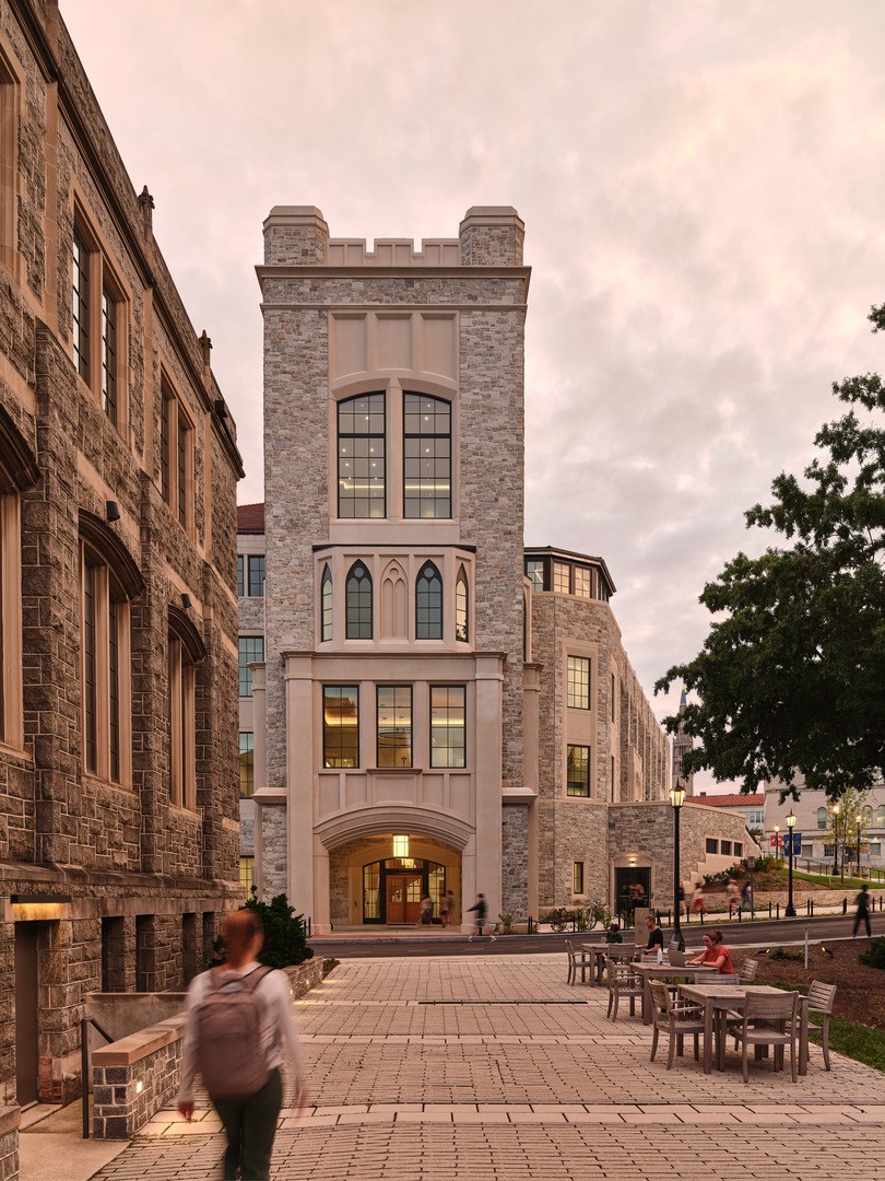 CUA Conway School of Nursing and Campus Gateway
