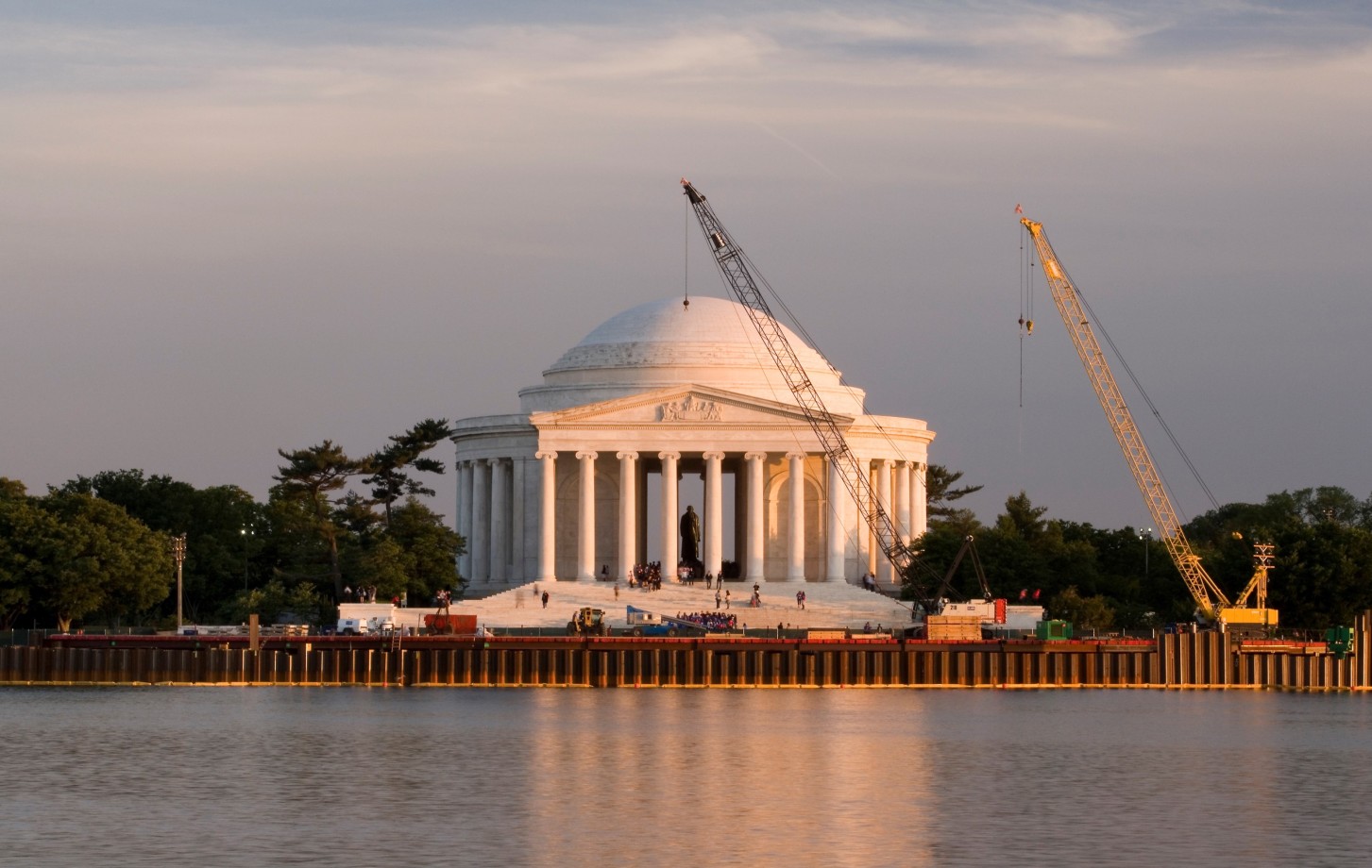 Jeffesron Memorial Clark Foundations