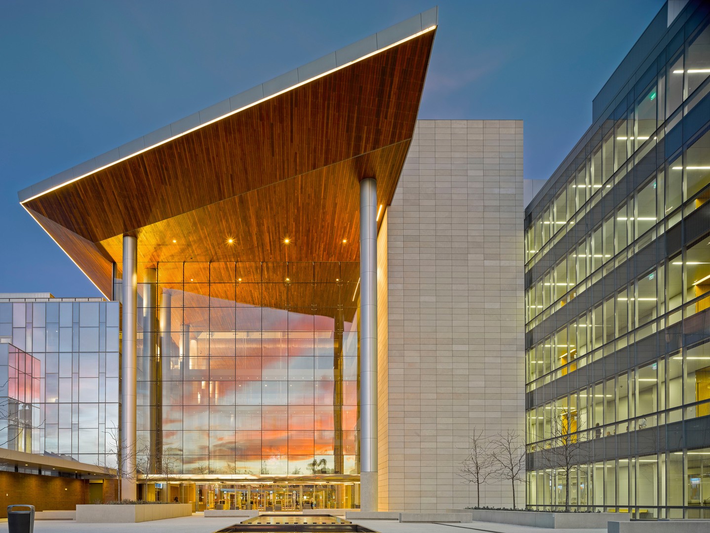 Governor George Deukmejian Courthouse