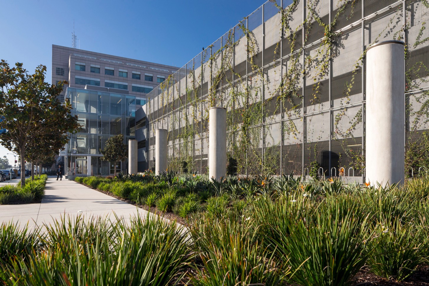 Governor George Deukmejian Courthouse