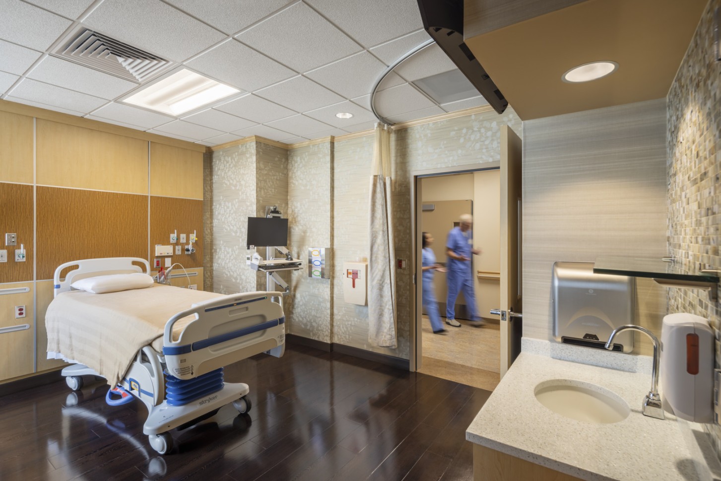 Clovis Community Medical Center New Patient Tower