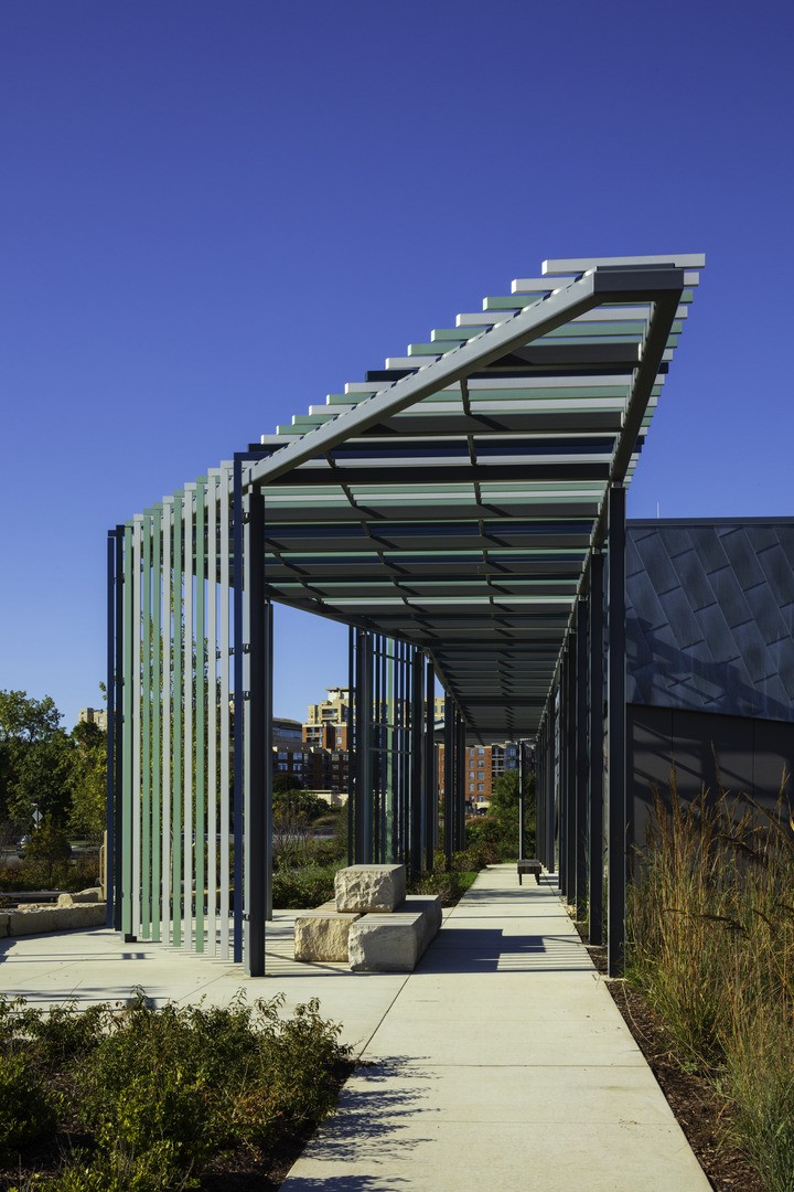 Side of Potomac Yard 